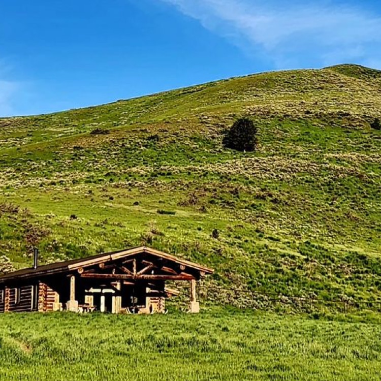 Utah Accommodations | High Fence Hunting Ranch | West Canyon Ranch
