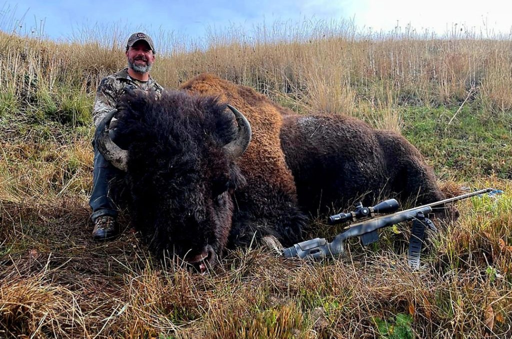 Guaranteed Bison Hunting | West Canyon Ranch